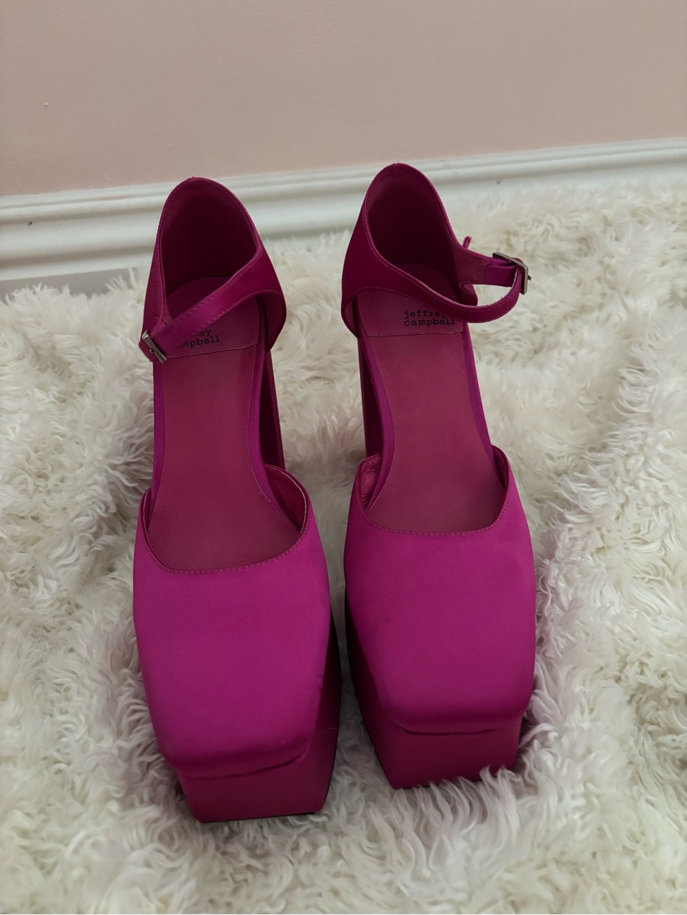 Jeffrey Campbell Ovr-N-Out Platform Pump in Fuchsia Satin